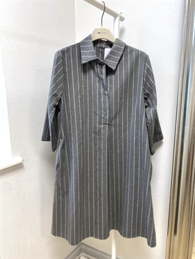 Sirups egne favoritter Tunika - Lurex Striped Tunic Shirt, Light Grey